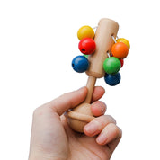 Chocalho de Madeira com Bolinhas Coloridas para Bebê