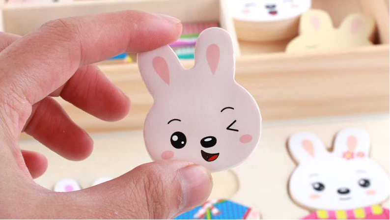 Quebra-Cabeça de Vestir Ursos e Coelhos - Educação Montessori
