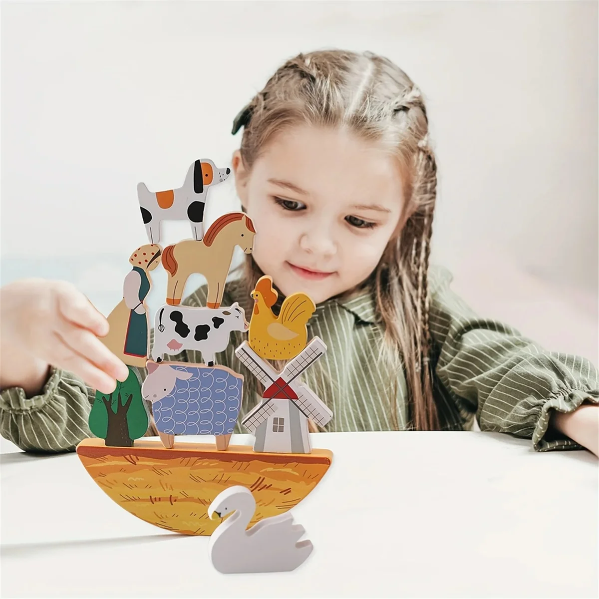 Celeiro de Animais de Madeira Brinquedo Educativo Montessori - 18 Peças