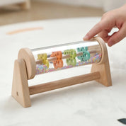 Chocalho Sensorial de Madeira Montessori com Bolinhas Coloridas - Estímulo e Calma