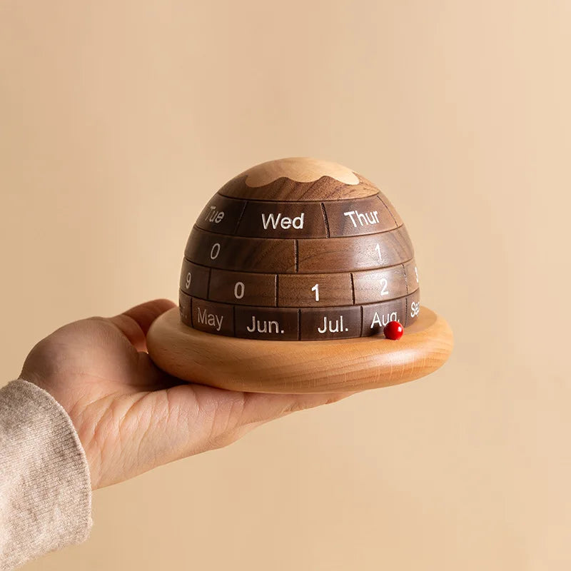 Calendário de Mesa Rotativo de Madeira Nogueira