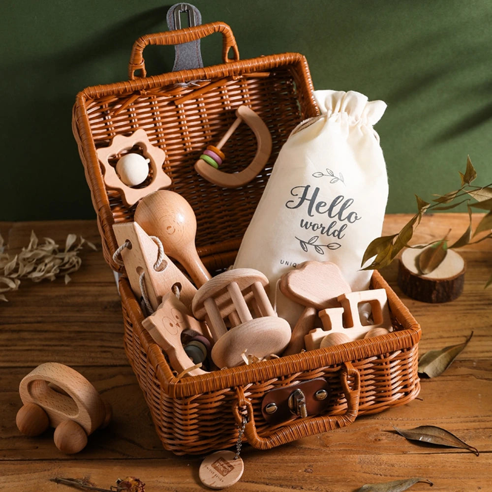 Kit Brinquedos Montessorianos de Madeira para Bebês na Cesta