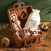 Kit Brinquedos Montessorianos de Madeira para Bebês na Cesta
