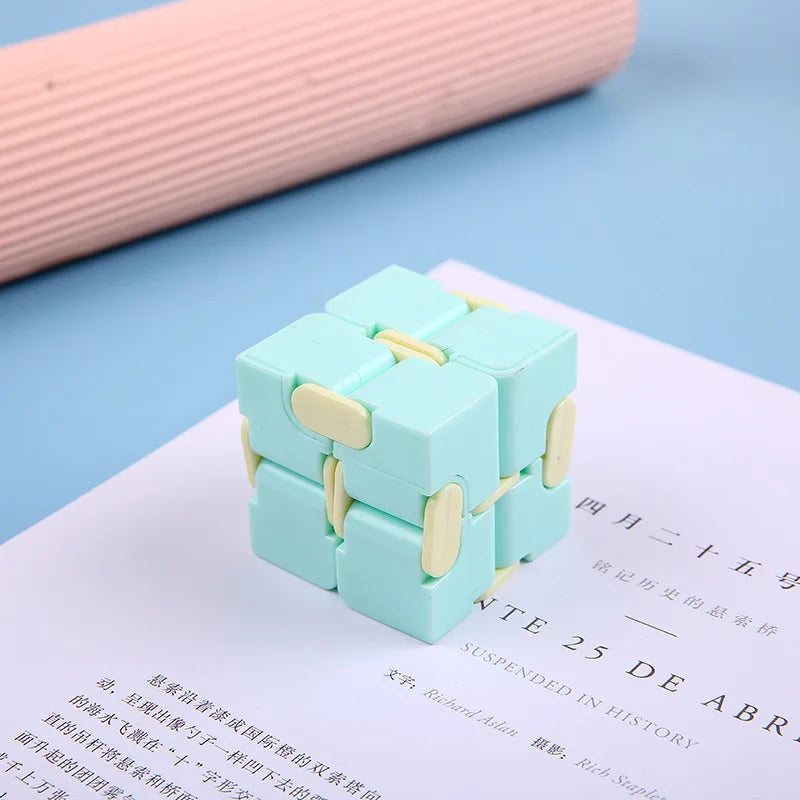 Cubo Mágico Infinito Anti-Estresse para Todas as Idades